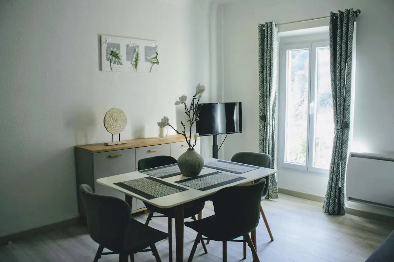 Charmant Appartement Au Coeur Des Gres D Annot France
